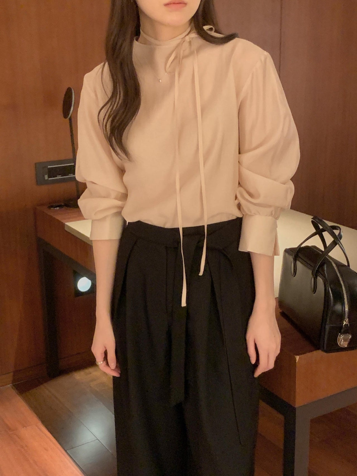 Moment Half Neck Blouse