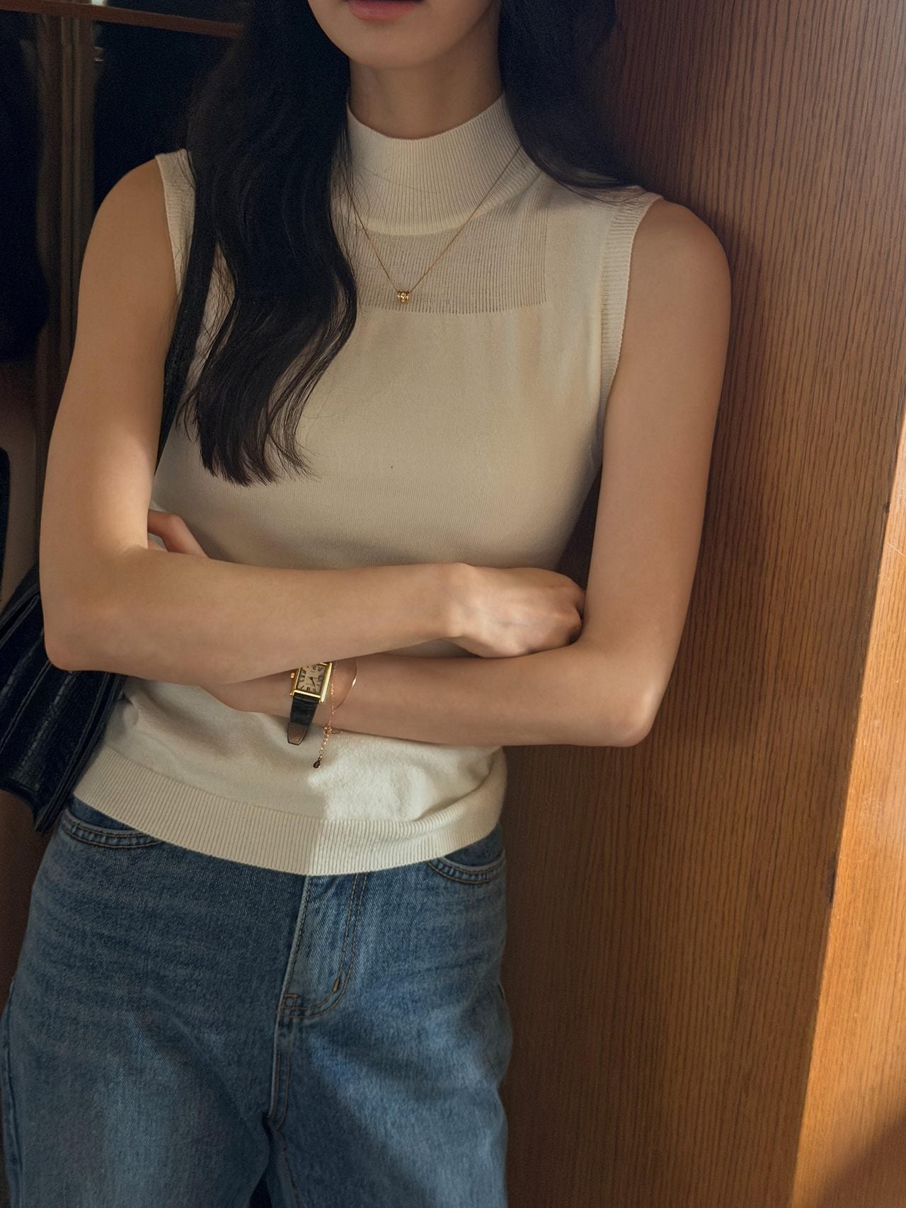 Soft Veil Sleeveless Knit